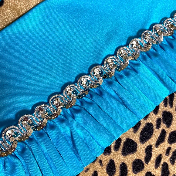 Long Spandex Gloves - Picture 2 of 4